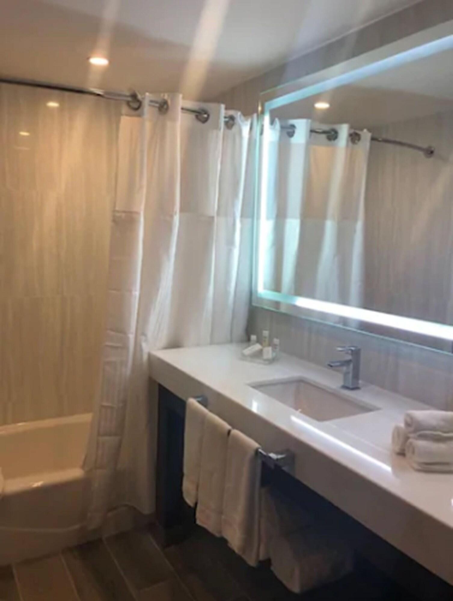 Hilton Garden Inn Salamanca Buitenkant foto