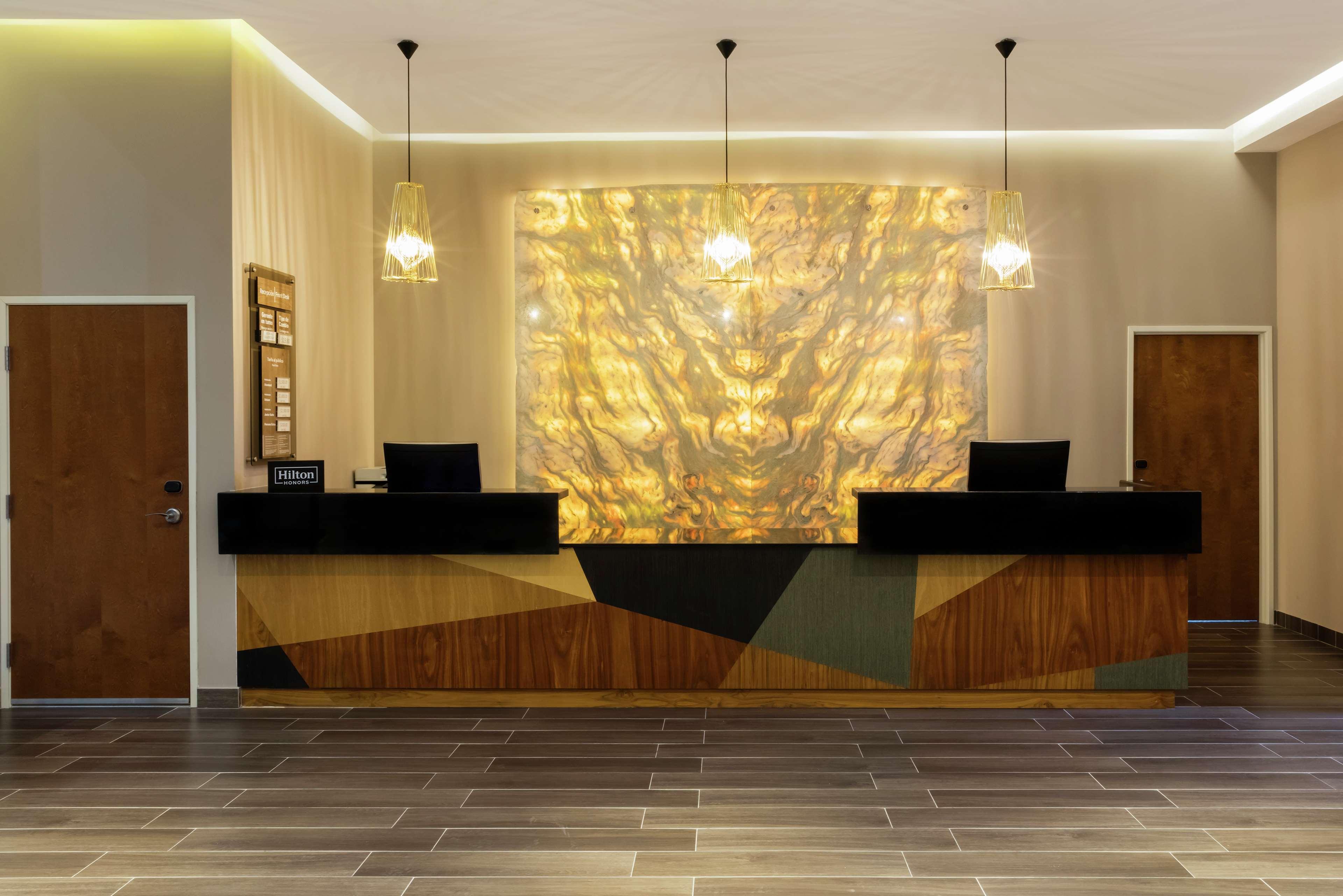 Hilton Garden Inn Salamanca Buitenkant foto